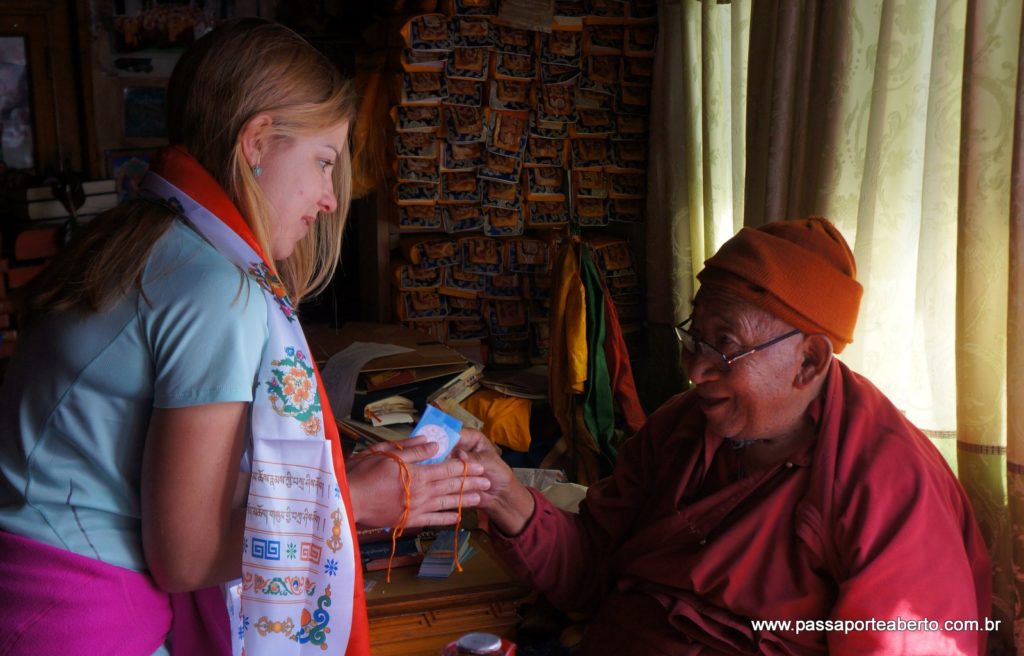 Com um Lama Budista, em sua casa, no Nepal!