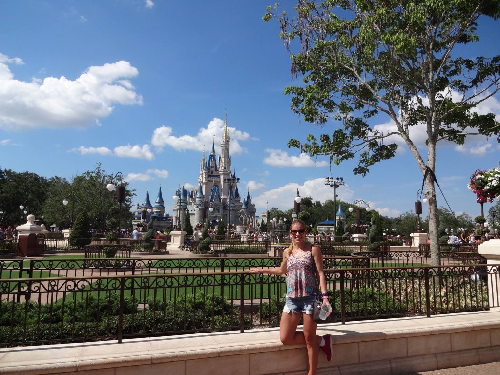 Sempre de tênis gente! Os parques são enormes!