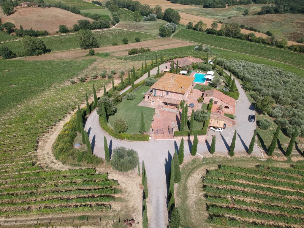 Nossa casa na Toscana! A Ville Poggio Golo é encantadora! Alugar uma casa é definitivamente a melhor opção de hospedagem na região!