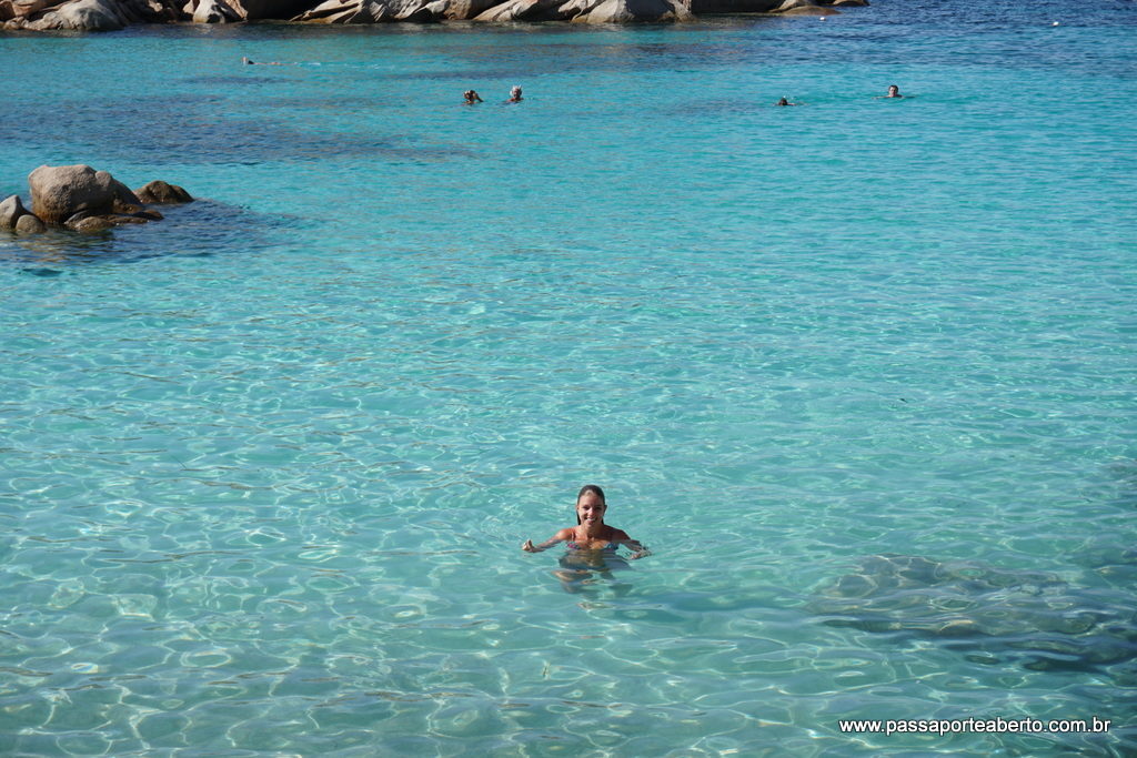 Para se jogar na água, nada como visitar a Sardenha no verão!